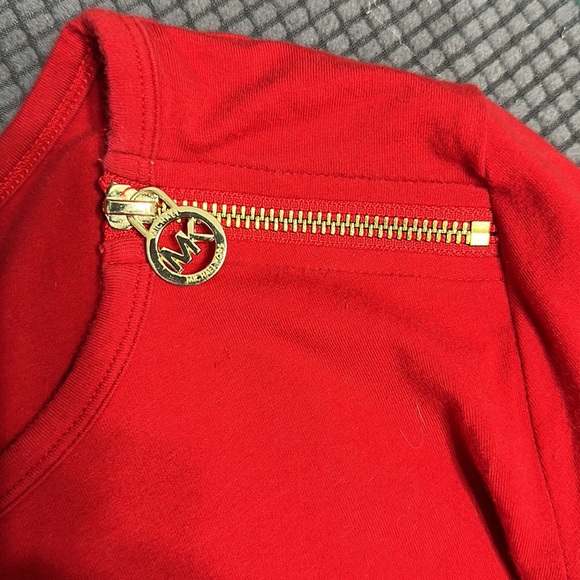 Michael Kors Tshirt - Picture 3 of 5